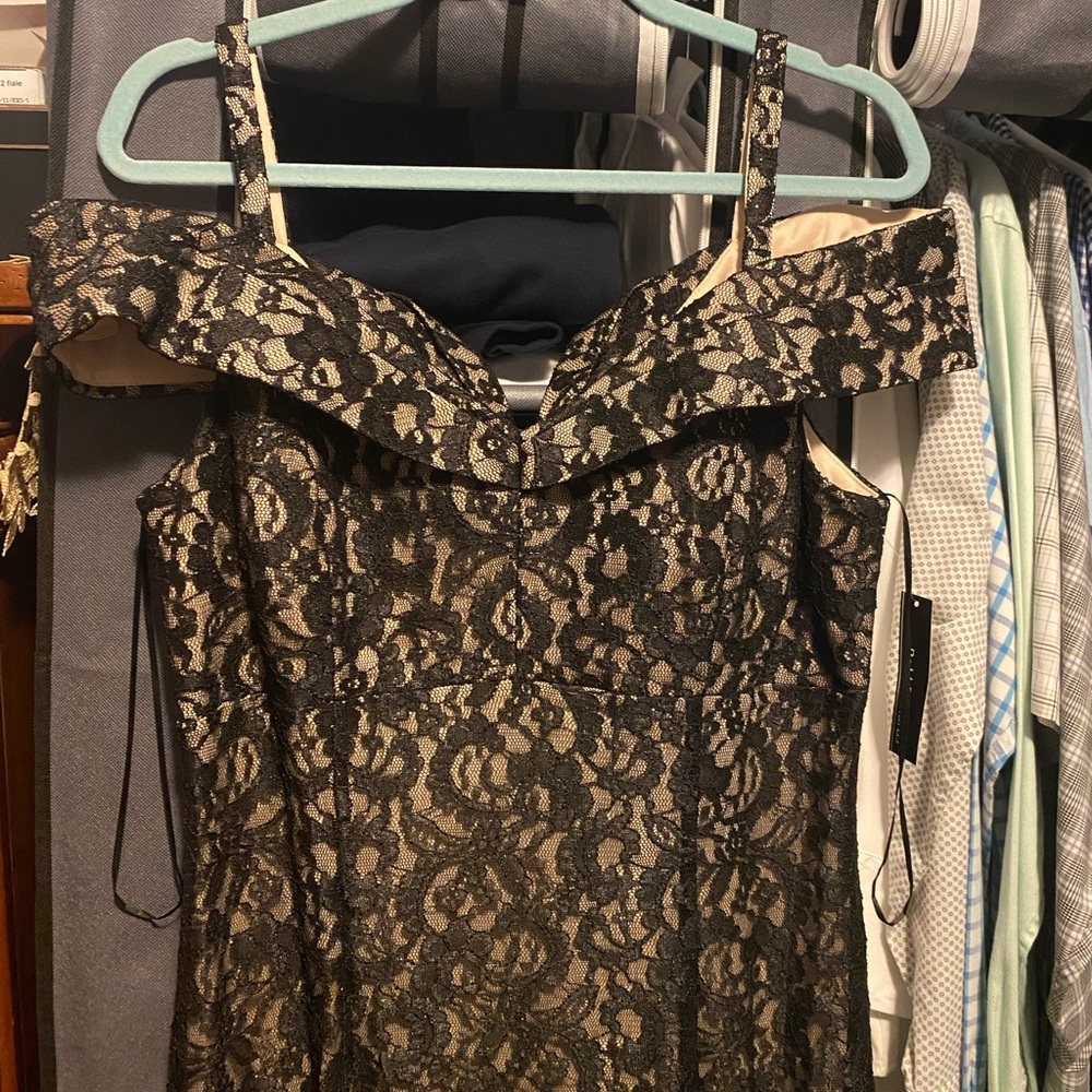R&M Richards Black/nude dress